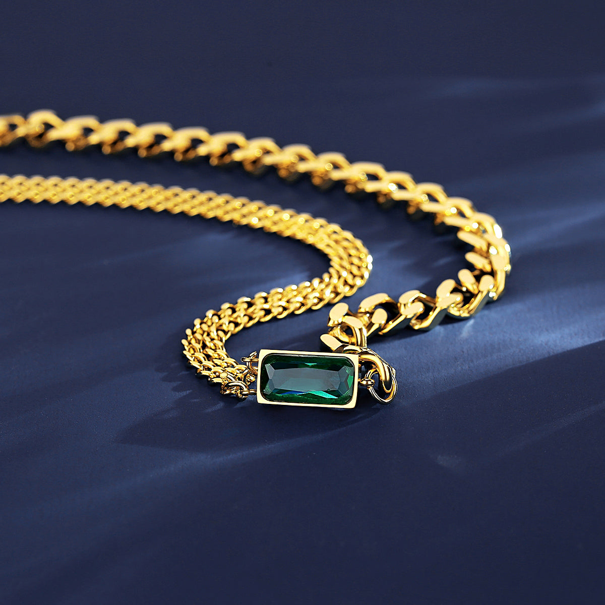 Jasi Emerald Choker